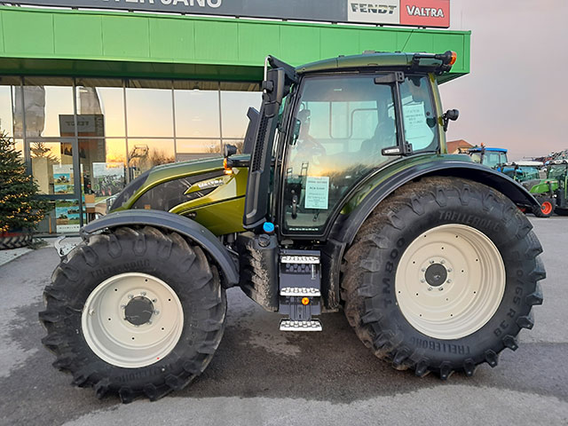 Valtra N175D